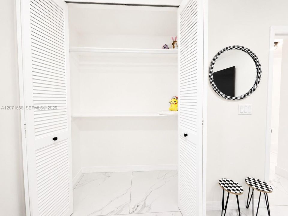 For Sale: $335,000 (3 beds, 2 baths, 1413 Square Feet)