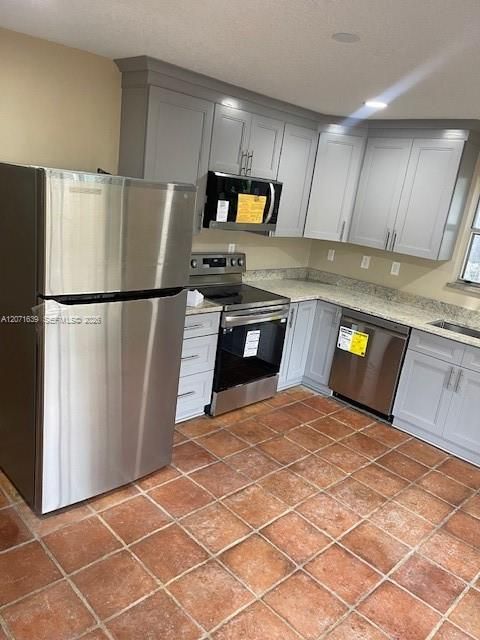 En Venta: $305,000 (4 camas, 2 baños, 1750 Pies cuadrados)