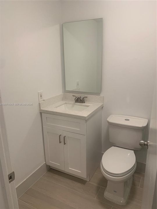 For Rent: $1,800 (1 beds, 1 baths, 585 Square Feet)