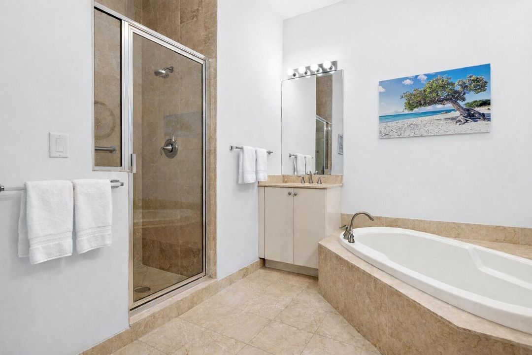 Primary Bathroom w Separate Tub & Shower