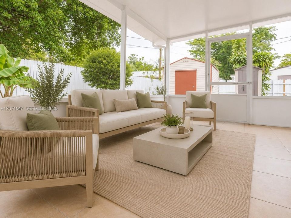 For Rent: $3,000 (3 beds, 1 baths, 991 Square Feet)