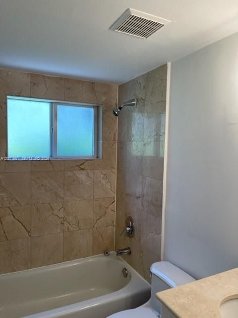 For Rent: $3,500 (3 beds, 2 baths, 1198 Square Feet)