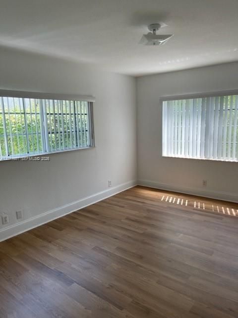 For Rent: $3,500 (3 beds, 2 baths, 1198 Square Feet)