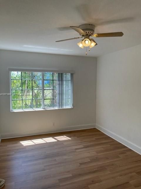 For Rent: $3,500 (3 beds, 2 baths, 1198 Square Feet)