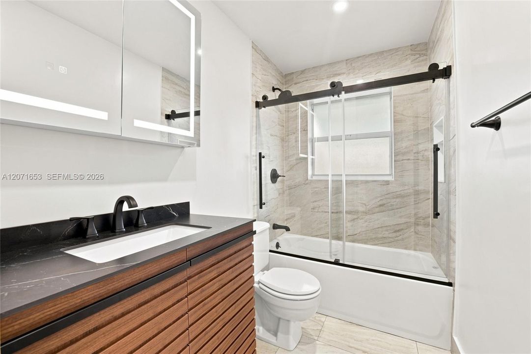 В аренду: $2,595 (2 спален, 2 ванн, 1089 Квадратных фут)