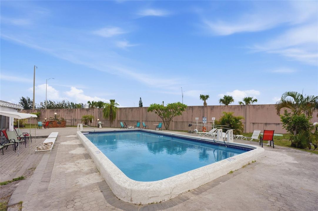 В аренду: $2,595 (2 спален, 2 ванн, 1089 Квадратных фут)