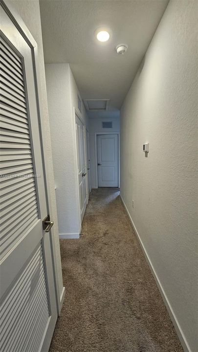 For Sale: $390,000 (4 beds, 2 baths, 1826 Square Feet)