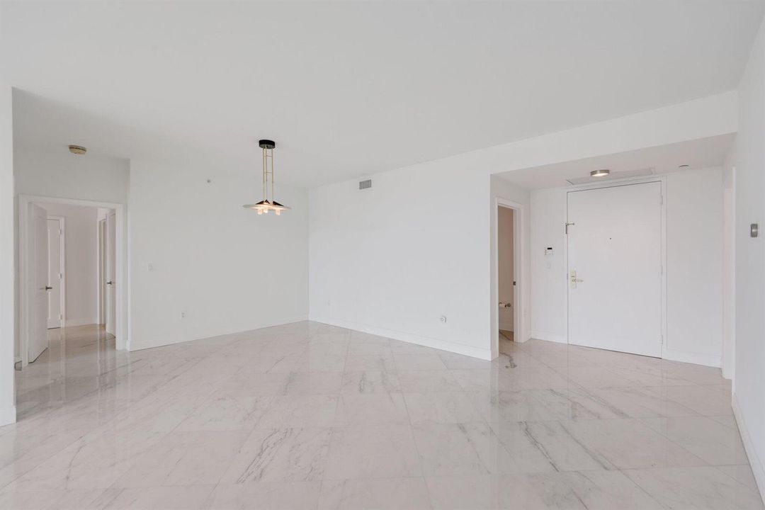 500 Se Mizner Blvd - 4.jpg-SMALL