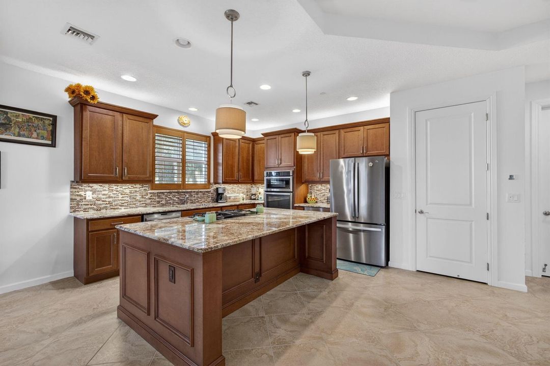 24-web-or-mls-5D1A3795