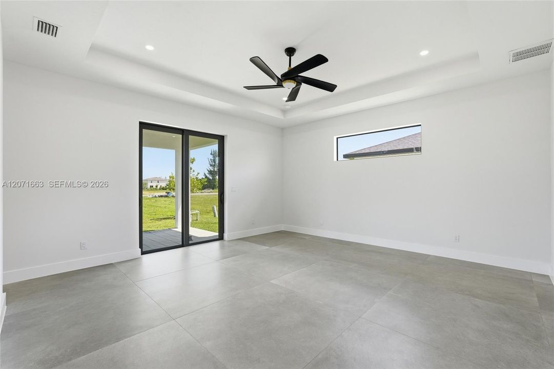 With access to lanai.