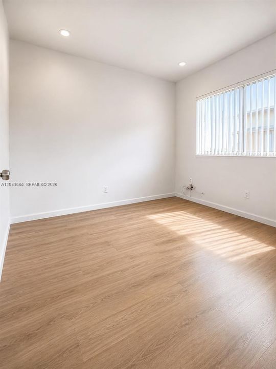 В аренду: $1,950 (2 спален, 1 ванн, 0 Квадратных фут)
