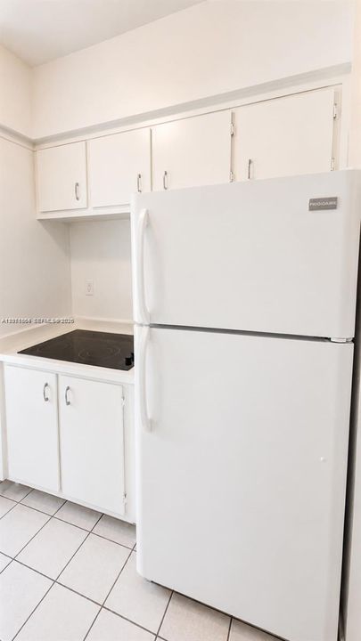 В аренду: $1,950 (2 спален, 1 ванн, 0 Квадратных фут)