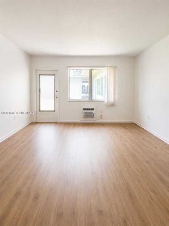 В аренду: $1,950 (2 спален, 1 ванн, 0 Квадратных фут)
