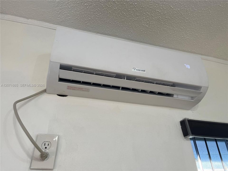 For Rent: $1,350 (1 beds, 1 baths, 0 Square Feet)