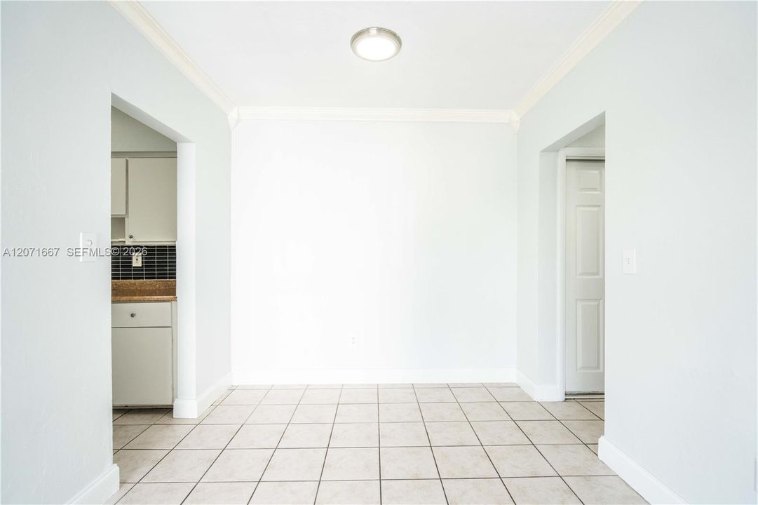 For Rent: $1,775 (1 beds, 1 baths, 612 Square Feet)