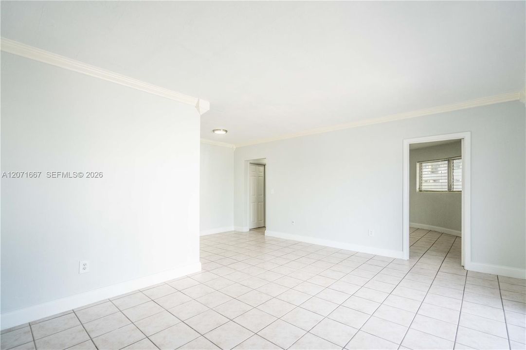 For Rent: $1,775 (1 beds, 1 baths, 612 Square Feet)