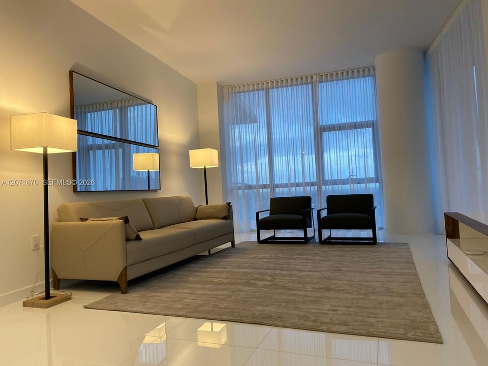 For Rent: $9,500 (3 beds, 4 baths, 2204 Square Feet)