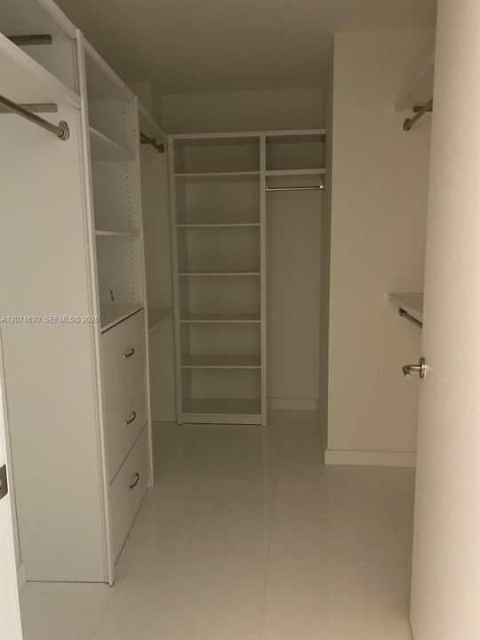 For Rent: $9,500 (3 beds, 4 baths, 2204 Square Feet)