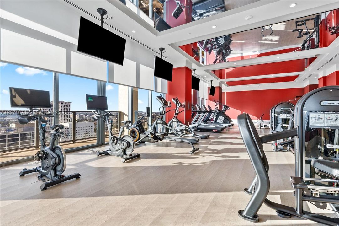 For Sale: $629,999 (1 beds, 1 baths, 600 Square Feet)