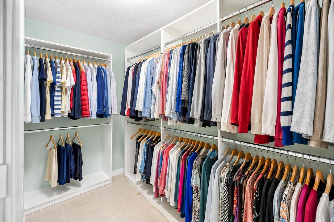 MASTER CLOSET