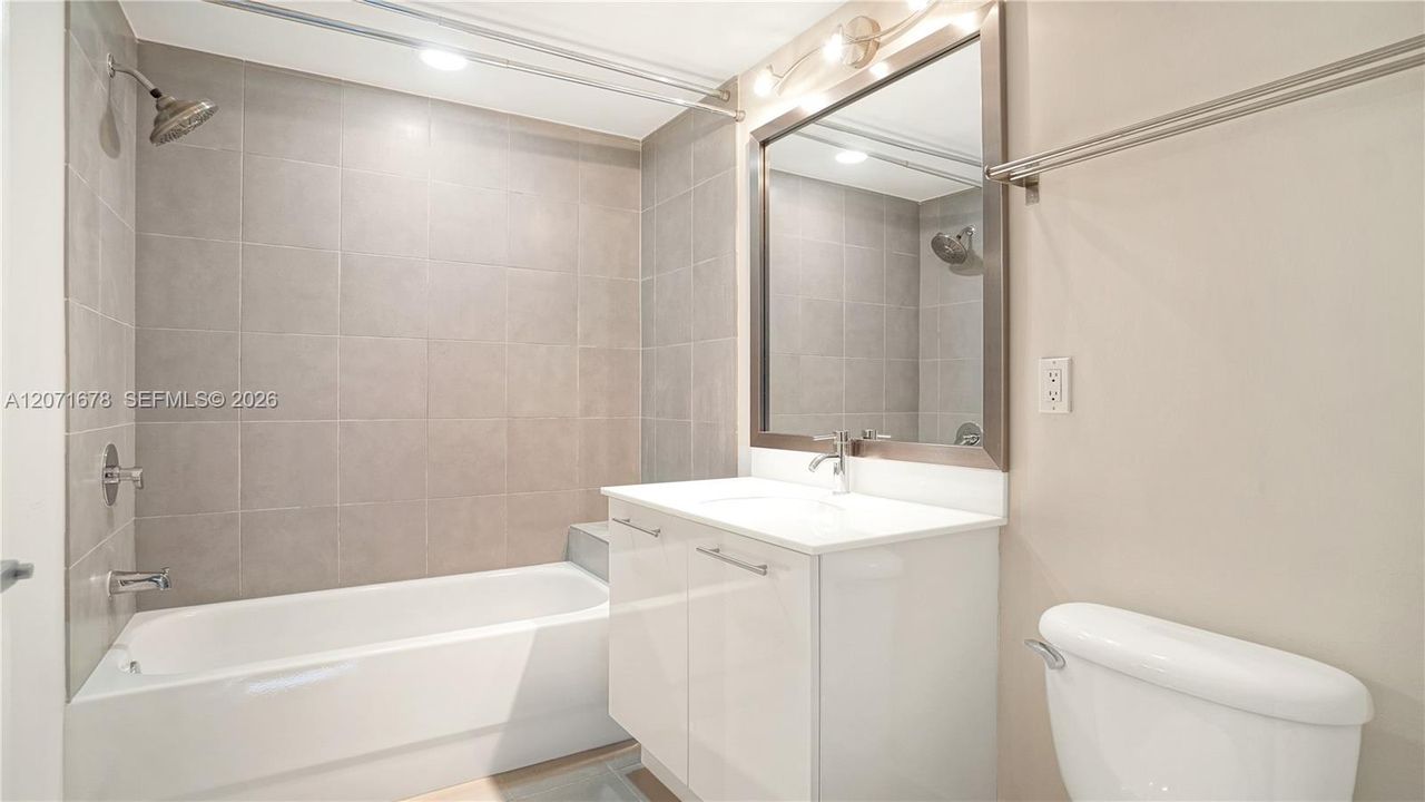 For Rent: $5,000 (3 beds, 2 baths, 1235 Square Feet)