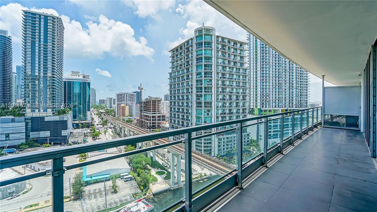 For Rent: $5,000 (3 beds, 2 baths, 1235 Square Feet)