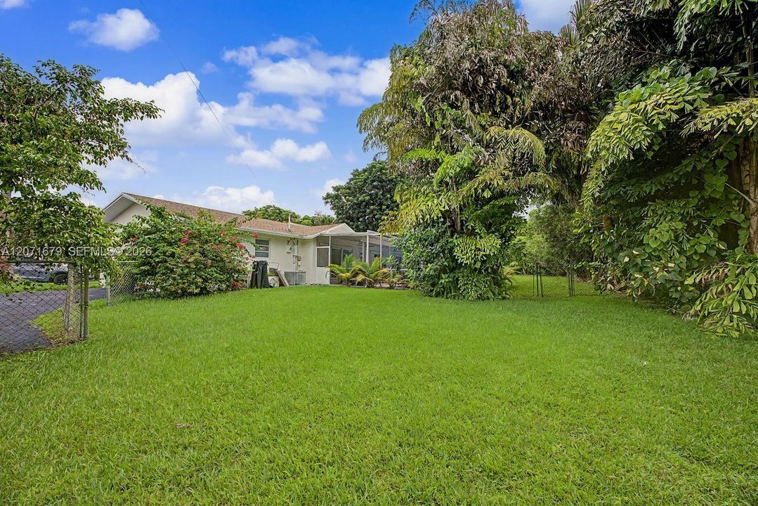 For Rent: $8,000 (4 beds, 2 baths, 2723 Square Feet)