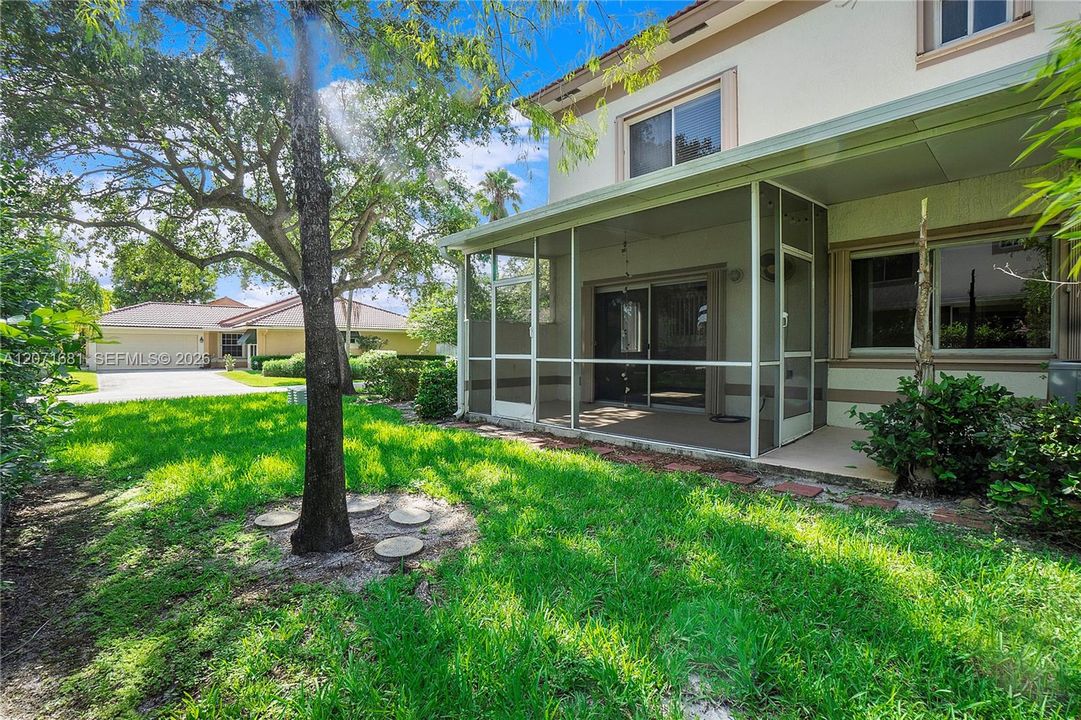 For Rent: $2,950 (3 beds, 2 baths, 1692 Square Feet)