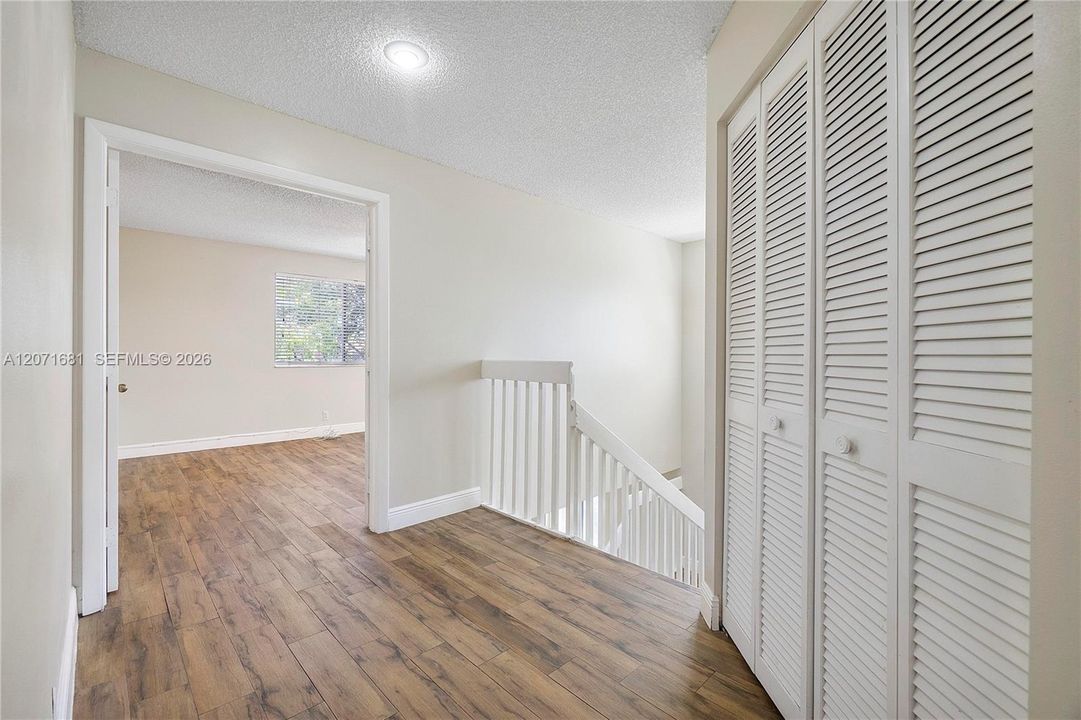 For Rent: $2,950 (3 beds, 2 baths, 1692 Square Feet)