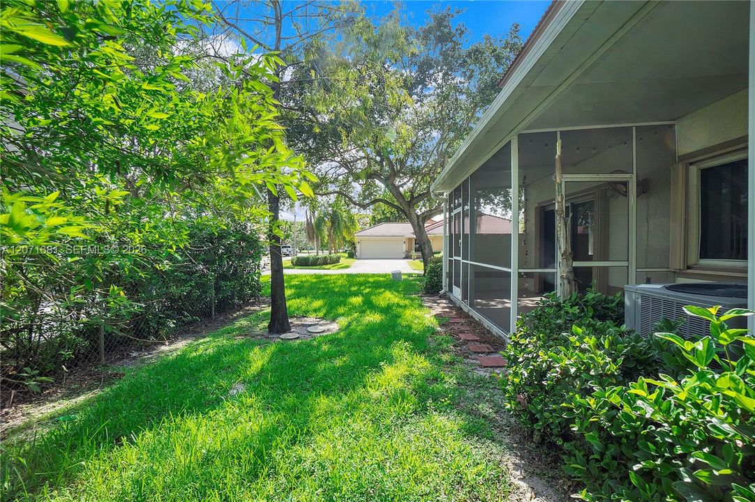 For Rent: $2,950 (3 beds, 2 baths, 1692 Square Feet)
