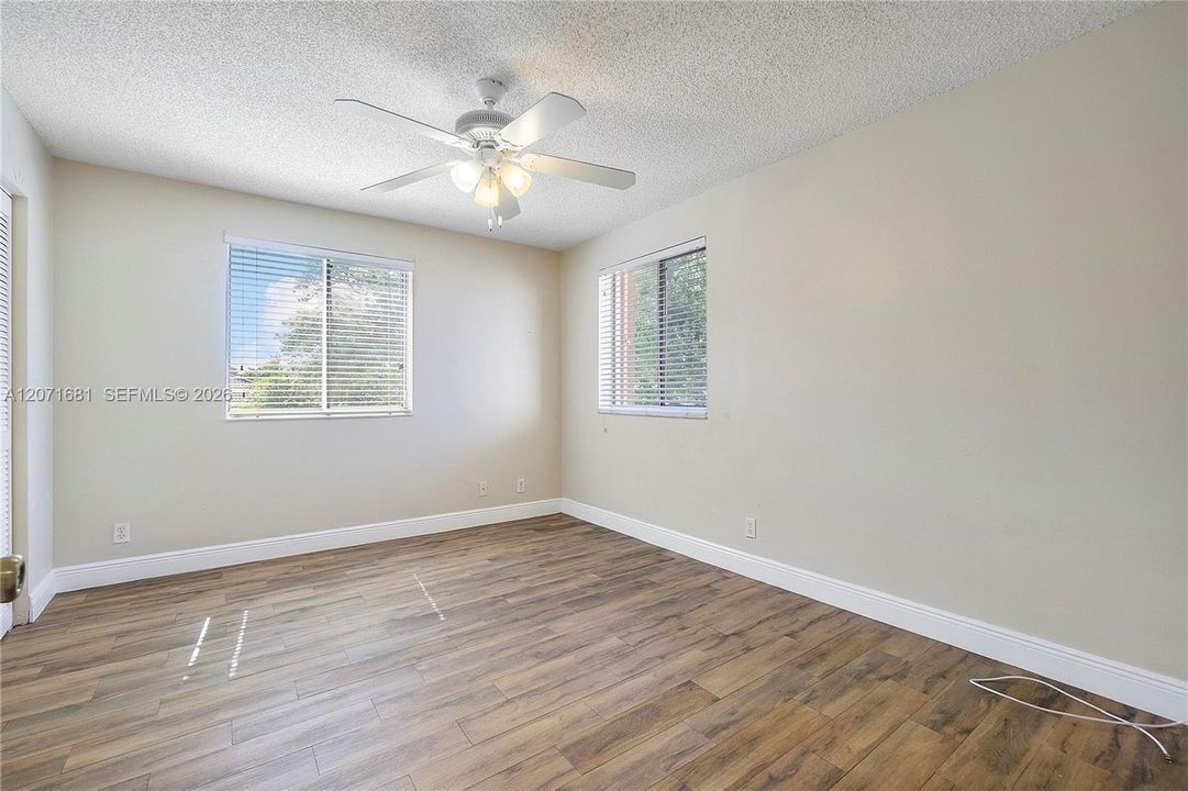 For Rent: $2,950 (3 beds, 2 baths, 1692 Square Feet)