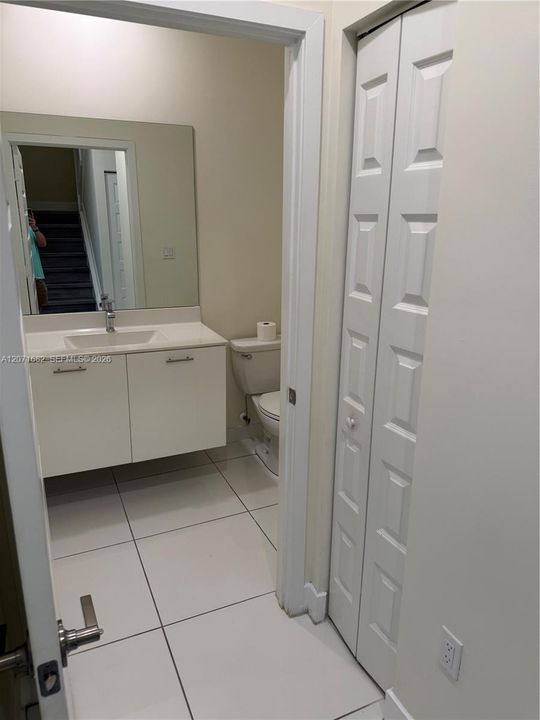 For Sale: $539,000 (2 beds, 2 baths, 1312 Square Feet)