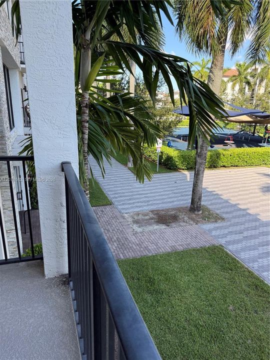 For Sale: $539,000 (2 beds, 2 baths, 1312 Square Feet)