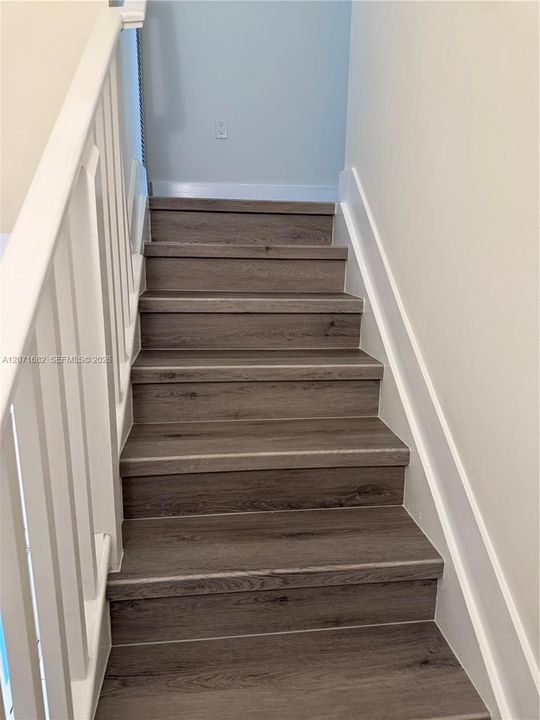 For Sale: $539,000 (2 beds, 2 baths, 1312 Square Feet)