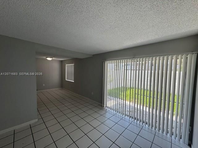 For Rent: $1,363 (1 beds, 1 baths, 756 Square Feet)