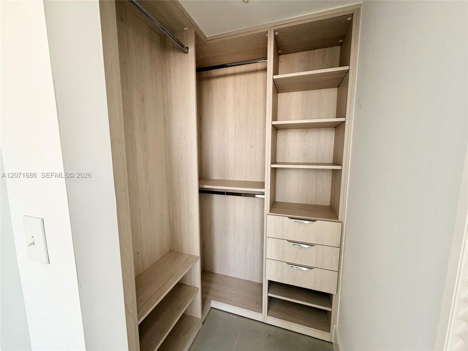 For Rent: $5,500 (3 beds, 2 baths, 1515 Square Feet)