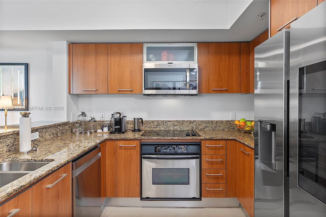For Sale: $449,900 (2 beds, 2 baths, 1150 Square Feet)