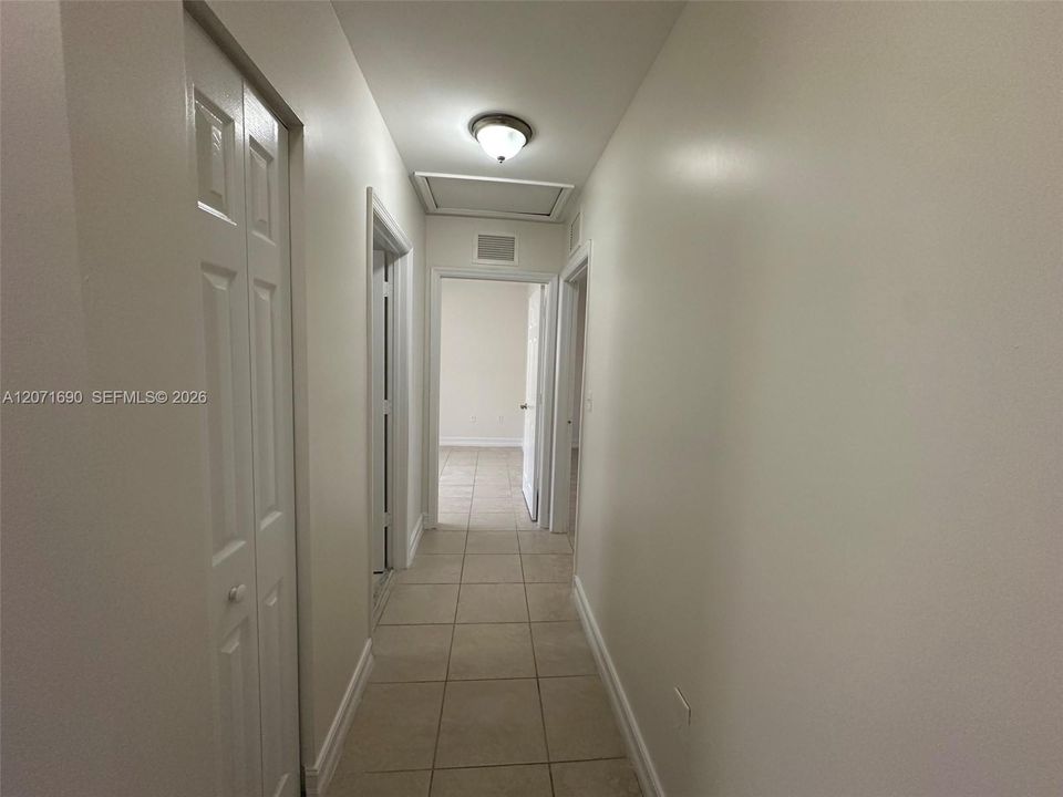 For Rent: $2,800 (3 beds, 2 baths, 1435 Square Feet)