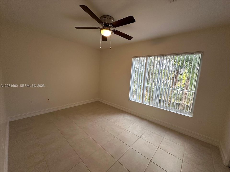 For Rent: $2,800 (3 beds, 2 baths, 1435 Square Feet)
