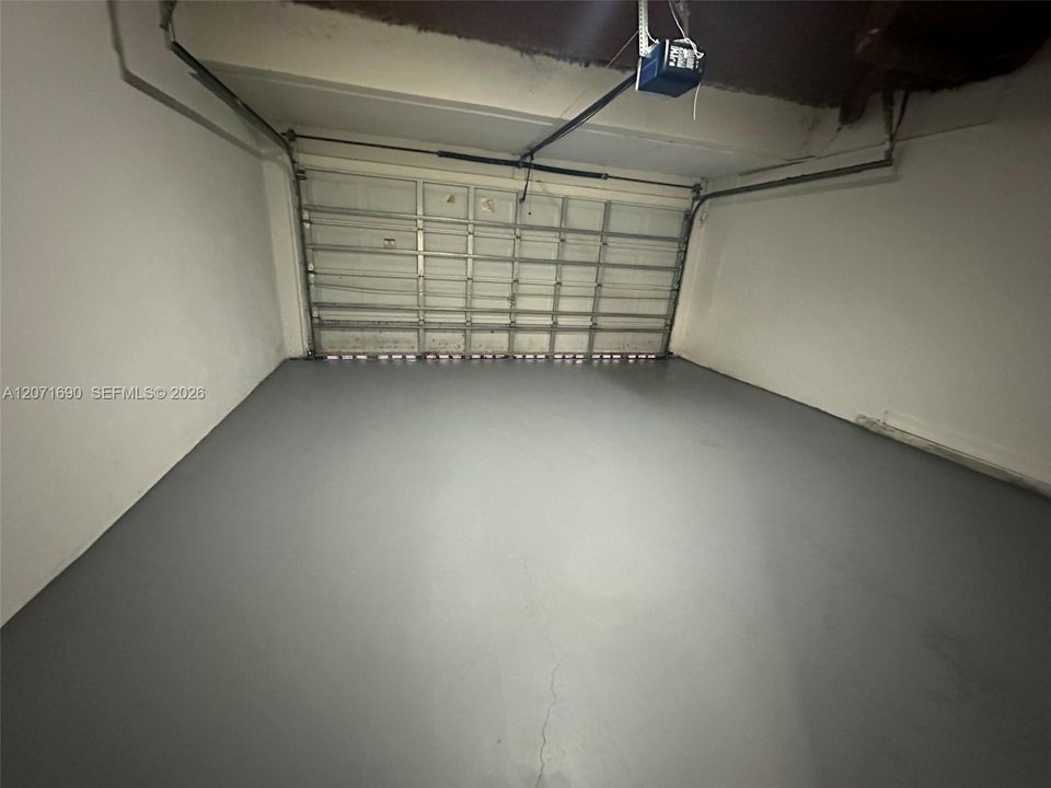 For Rent: $2,800 (3 beds, 2 baths, 1435 Square Feet)