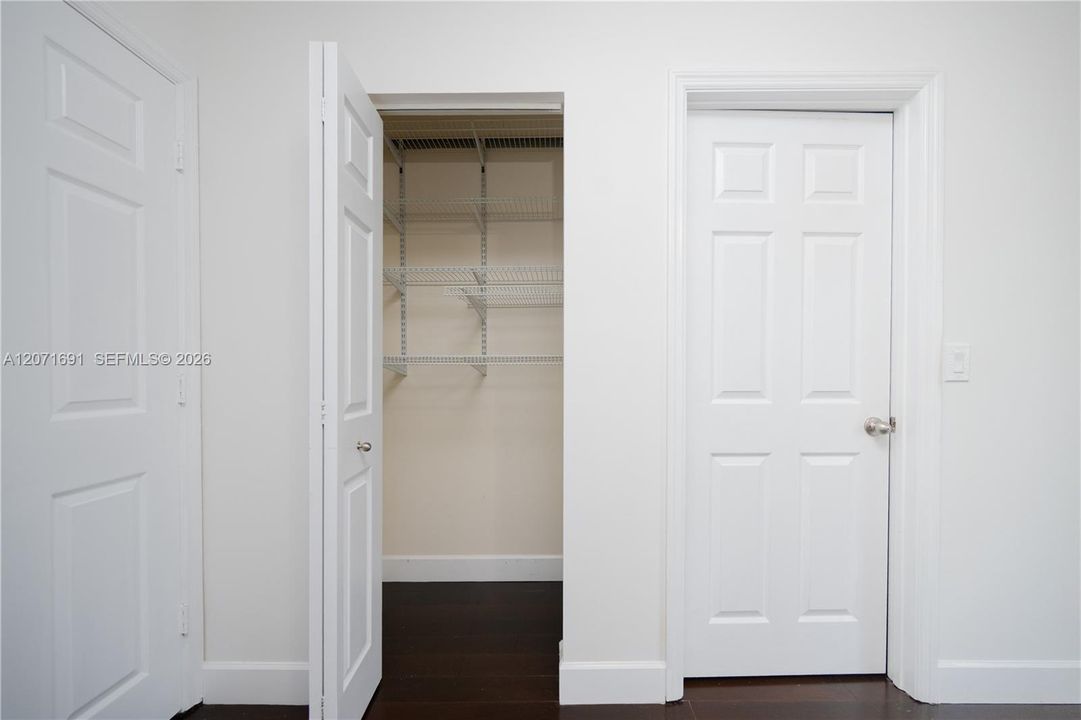 For Rent: $3,350 (3 beds, 2 baths, 1681 Square Feet)