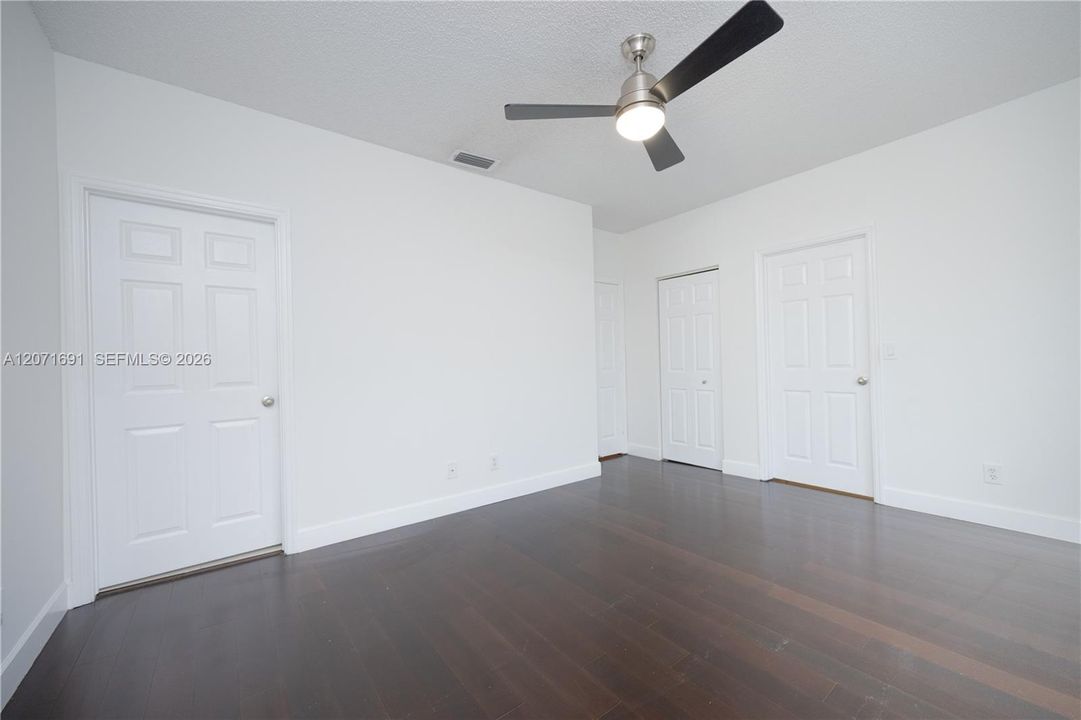 For Rent: $3,350 (3 beds, 2 baths, 1681 Square Feet)