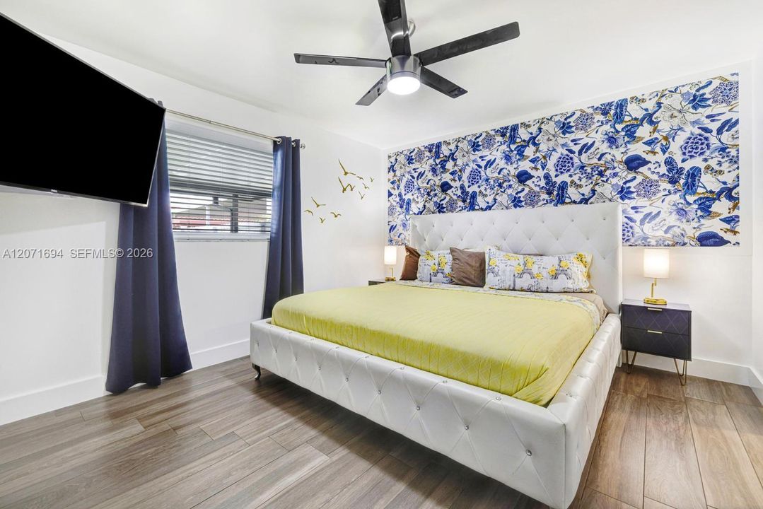For Rent: $3,500 (3 beds, 2 baths, 1317 Square Feet)