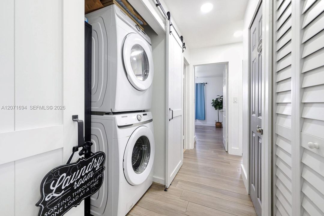 For Rent: $3,500 (3 beds, 2 baths, 1317 Square Feet)