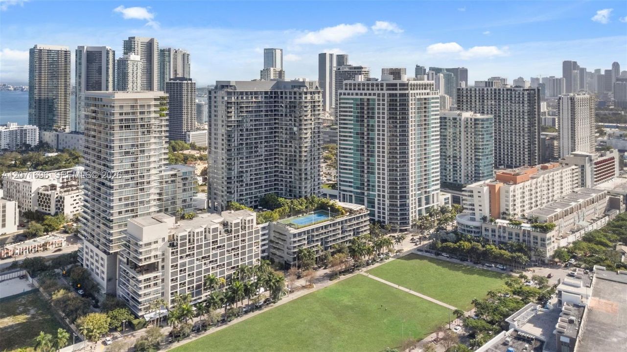 : $1,995,000 (2 camas, 2 baños, 2178 Pies cuadrados)