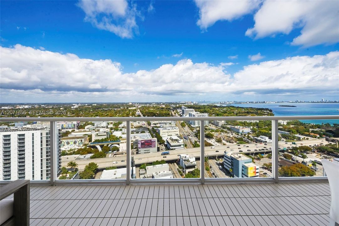 : $1,995,000 (2 camas, 2 baños, 2178 Pies cuadrados)