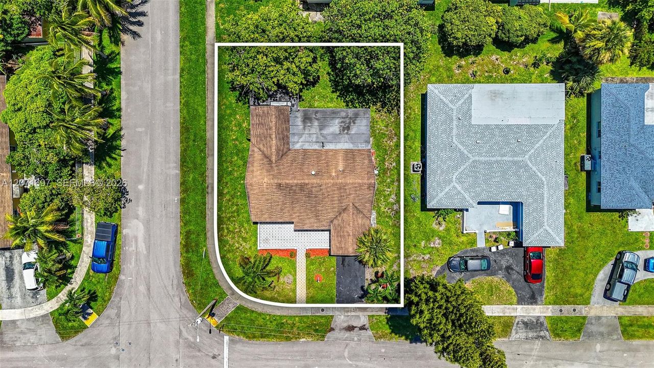 For Sale: $372,000 (3 beds, 1 baths, 1599 Square Feet)