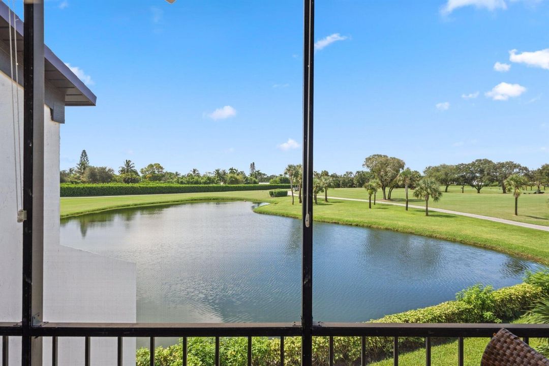 800 Greensward Court - 47.jpg-SMALL