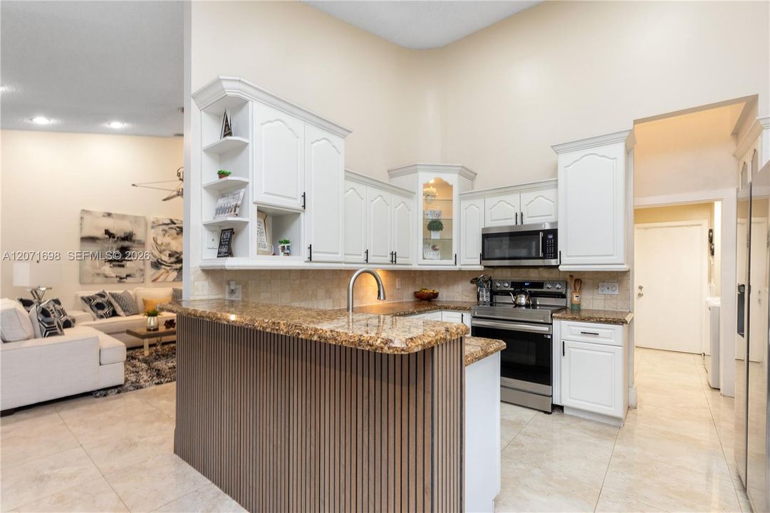 For Rent: $5,400 (3 beds, 2 baths, 1973 Square Feet)