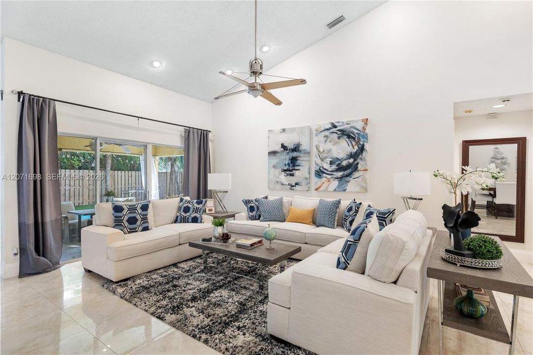 For Rent: $5,400 (3 beds, 2 baths, 1973 Square Feet)